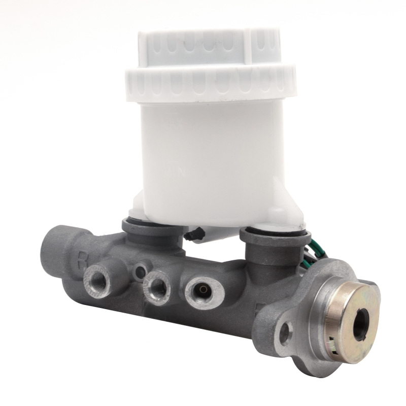 Picture of DFC 86-92 Nissan Pathfinder Brake Master Cylinder