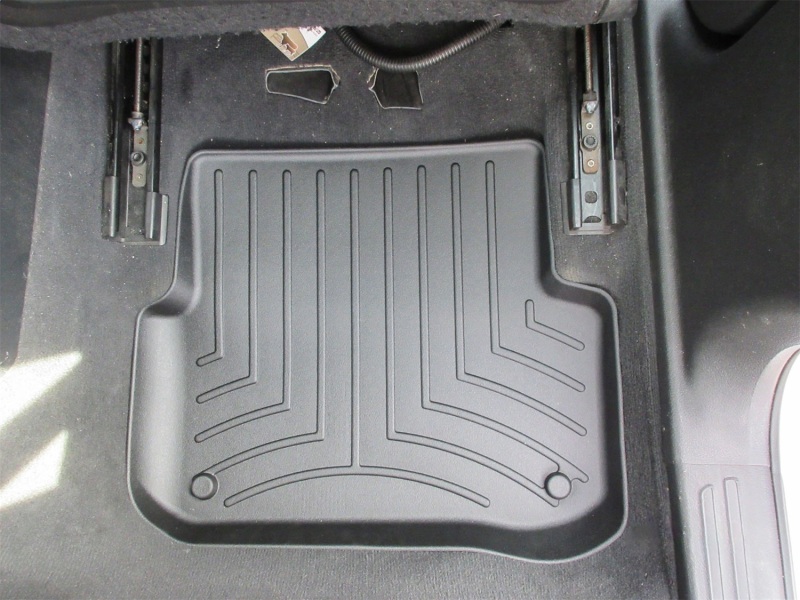 Picture of WeatherTech WT FloorLiner-Rear-Blk Floor Mats - 442193