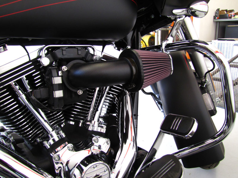 Picture of K&N 08-10 Harley-Davidson Touring Models Performance Intake Kit