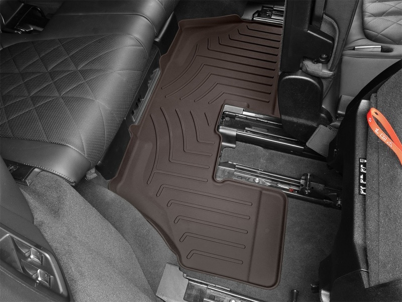 Picture of WeatherTech 20-22 BMW X7 M50i / 19-24 X7 40i / 19-20 X7 50i Rear FloorLiner HP - Cocoa