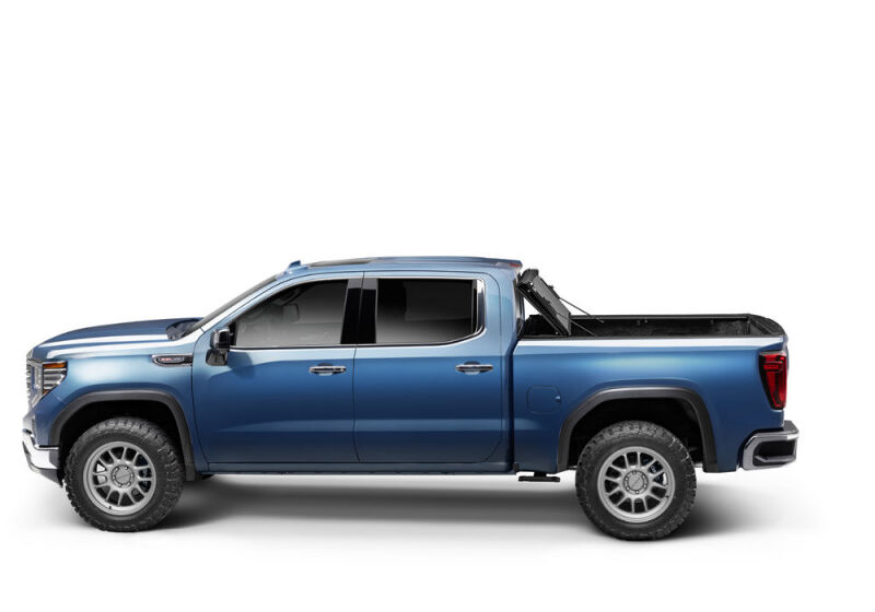 Picture of BAK BAKFlip MX4 Tonneau Covers - 448121