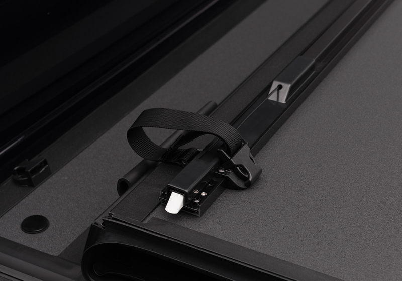 Picture of BAK BAKFlip MX4 Tonneau Covers - 448331