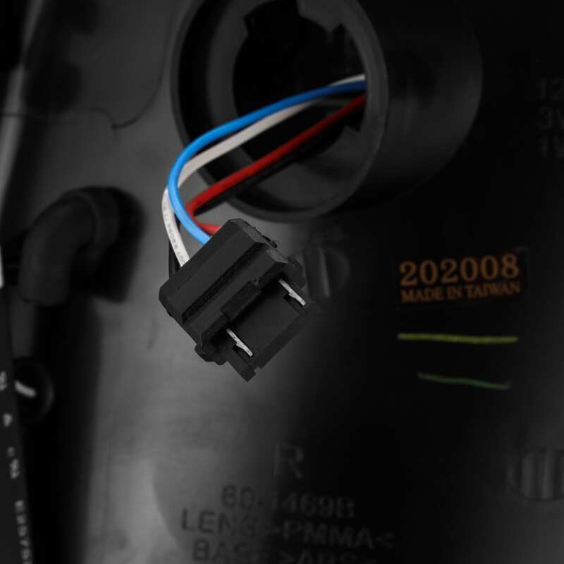 Picture of AlphaRex ARX PRO-Series Tail Lights - 640010