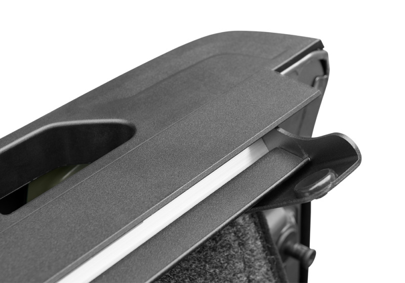 Picture of BAK Revolver X4S Tonneau Covers - 80122