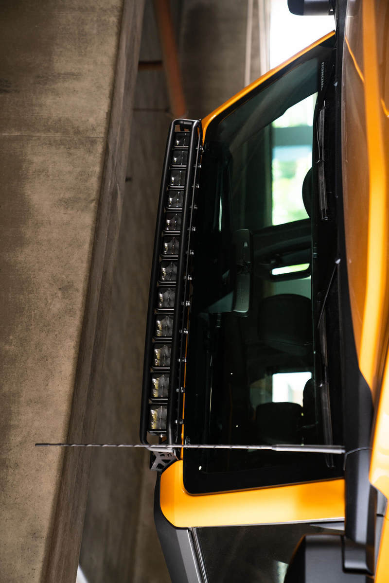 Picture of DV8 Offroad DVE Light Bar Mounts Light Mounts - LBBR-03