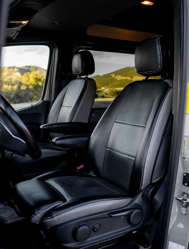 Picture of PRP Seats PRP Vinyl Seat Cover Front - B071