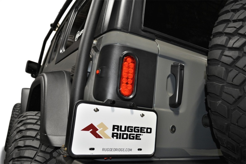 Picture of Rugged Ridge OMI Tail Lights - 11652.01