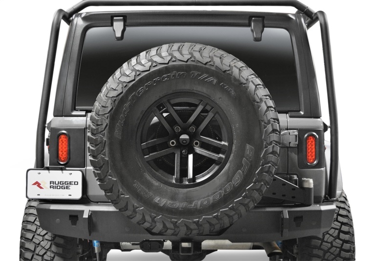 Picture of Rugged Ridge OMI Tail Lights - 11652.01