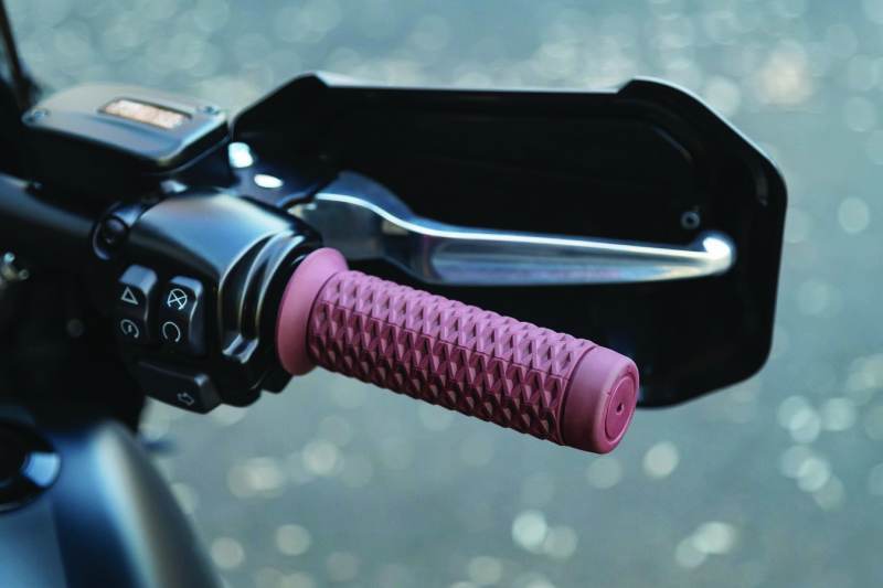 Picture of Kuryakyn KUR Hand Grips F - 6597