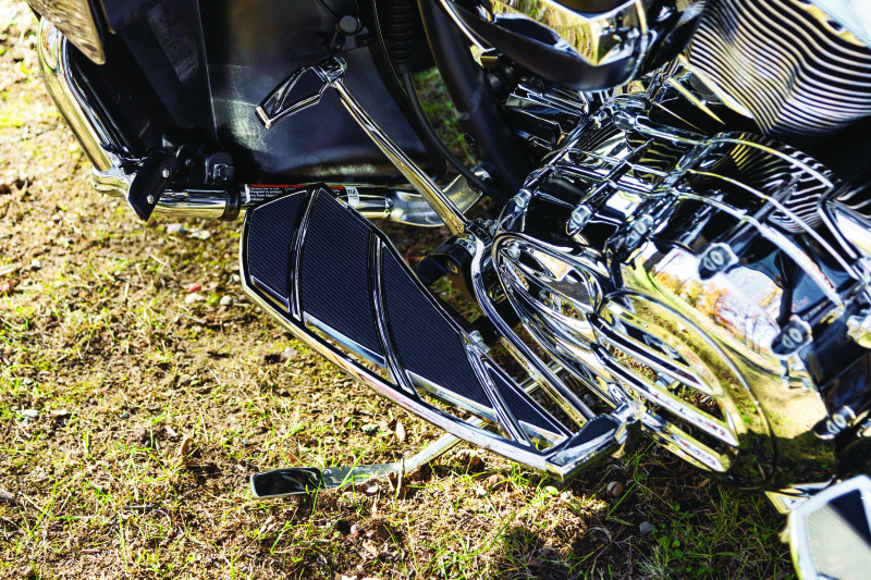 Picture of Kuryakyn KUR Shift Pegs C Footpegs - 5762