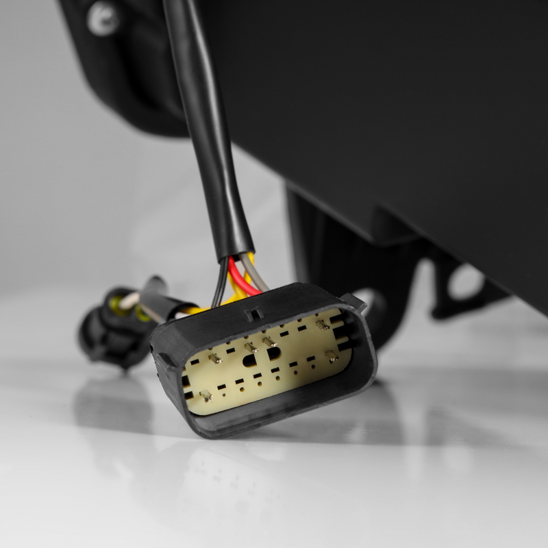 Picture of AlphaRex ARX LUXX Headlights - 880906