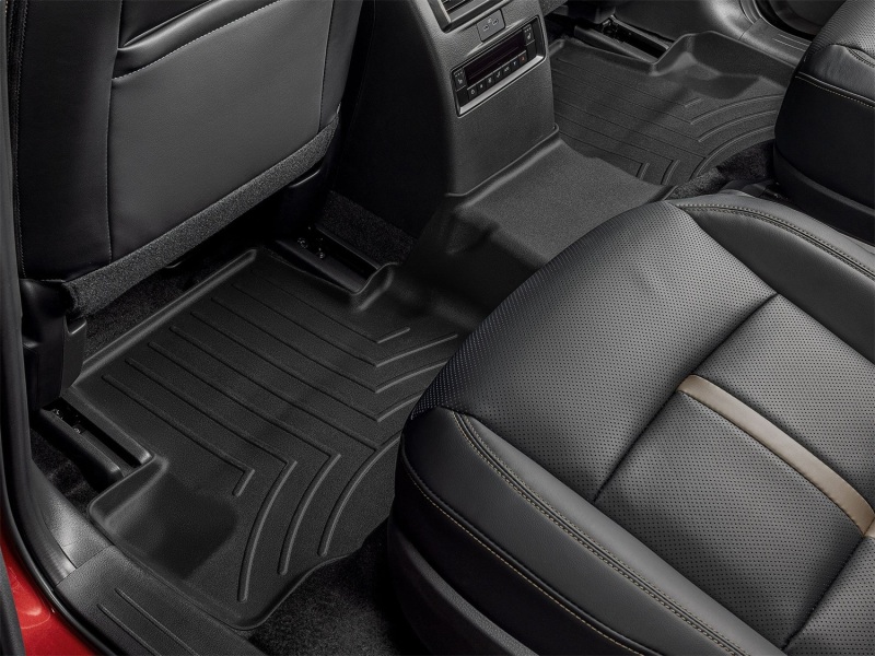 Picture of WeatherTech WT FloorLiner-Rear-Blk Floor Mats - 4418133