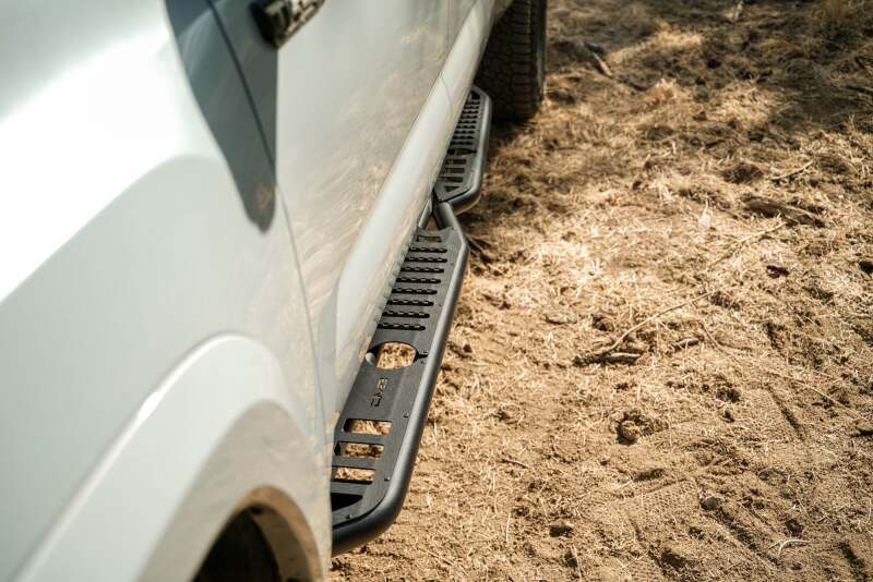 Picture of DV8 Offroad DVE Rock Slider Steps Side Steps - SRTT1-02