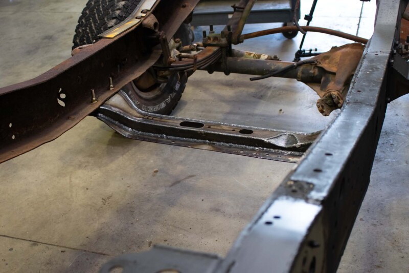 Picture of RBR Crossmembers - Rustbuster Transmission Crossmember rbrRB7364