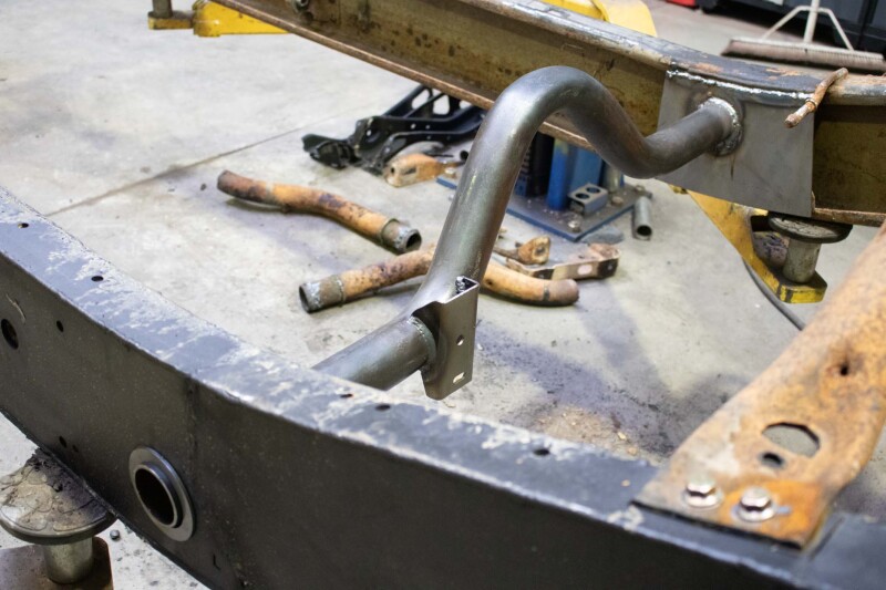 Picture of RBR Crossmembers - Rustbuster Driveshaft Crossmember rbrRB7813