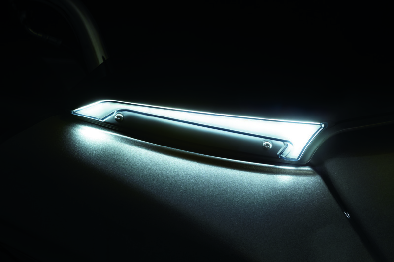 Picture of Kuryakyn KUR Windshield Trim E Exterior Trim - 2946