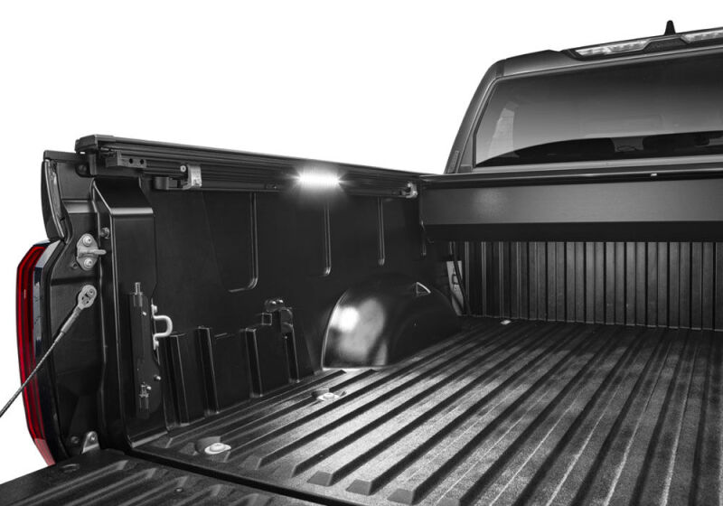 Picture of Retrax RTX Retrax EQ Retractable Bed Covers - EQ0731