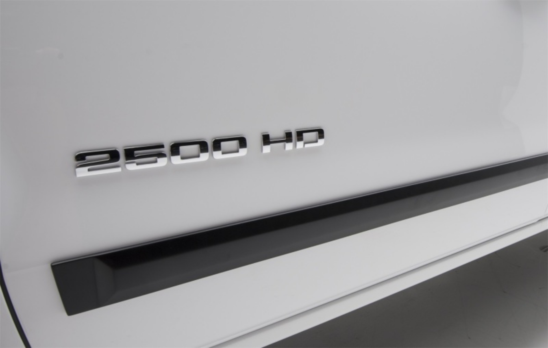Picture of EGR Double Cab Front 41-5in Rear 28in Rugged Style Body Side Moldings