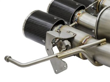 Picture of aFe MACHForce XP 3in -2 1-2in Axle Back SS Exhaust w-Carbon Fiber Tips 14-17 Chevy Corvette V8 6-2L
