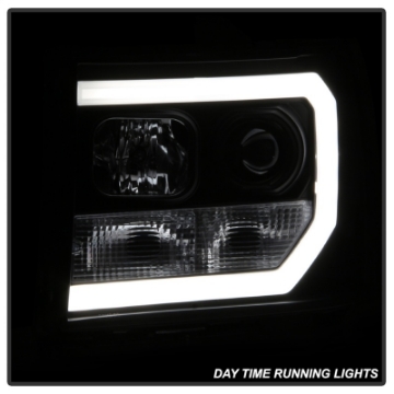 Picture of Spyder GMC Sierra 1500-2500-3500 07-13 V2 Projector Headlights- Black PRO-YD-GS07V2-LBDRL-BK