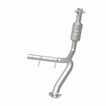 Picture of Magnaflow Conv DF 2009 f-150 V8 5-4 OEM Underbody