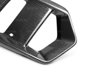 Picture of Seibon 16-18 Ford Focus RS Carbon Fiber Fog Light Surrounds