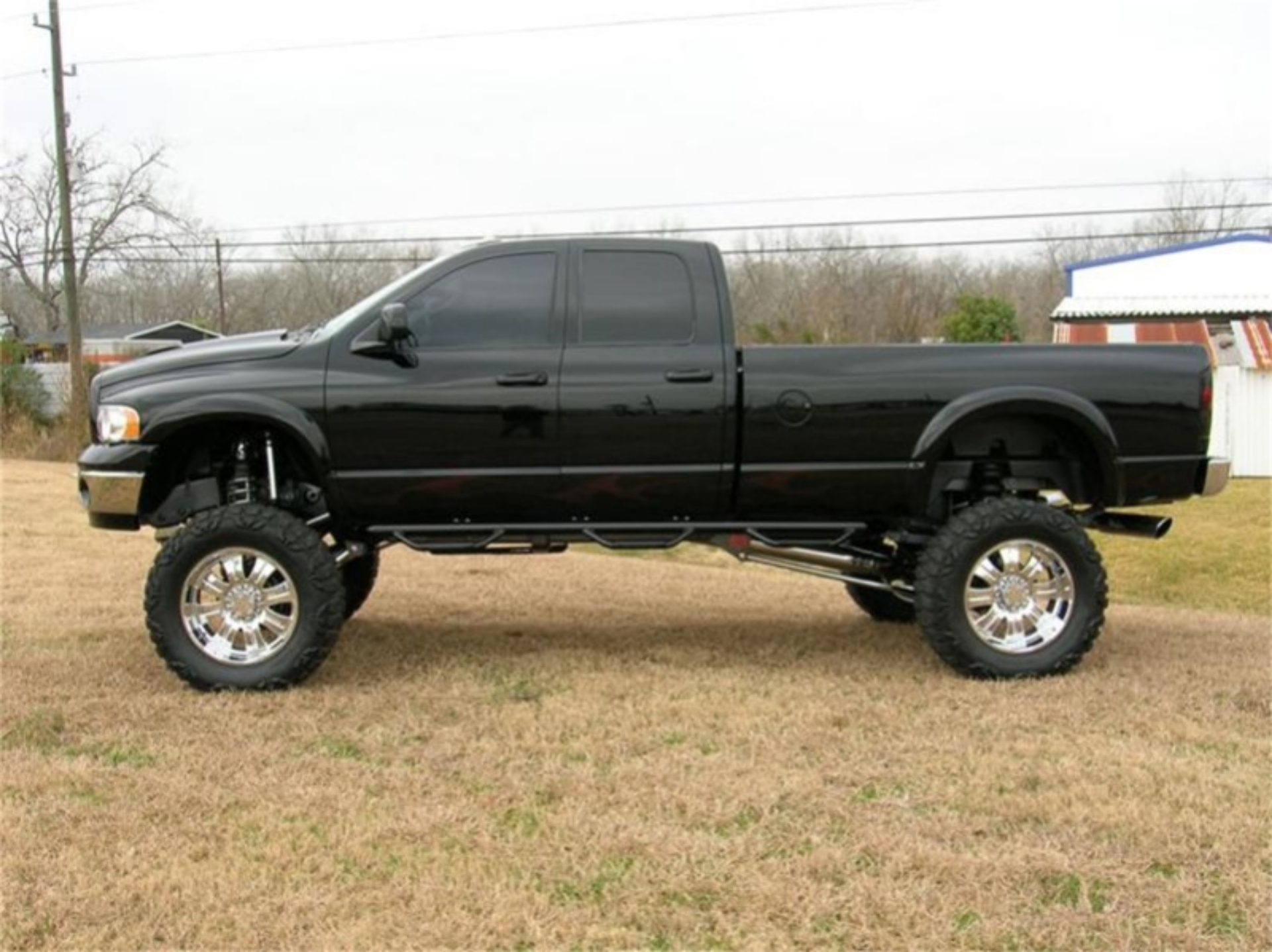Picture of N-Fab Nerf Step 02-08 Dodge Ram 1500-2500-3500 Quad Cab 8ft Bed - Gloss Black - Bed Access - 3in