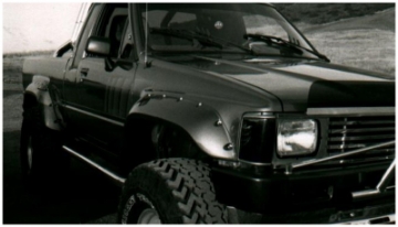 Picture of Bushwacker 84-88 Toyota Cutout Style Flares 2pc - Black
