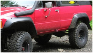Picture of Bushwacker 84-88 Toyota Cutout Style Flares 2pc - Black