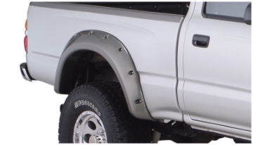 Picture of Bushwacker 95-04 Toyota Tacoma Fleetside Cutout Style Flares 4pc 74-5in Bed w- 4WD Only - Black