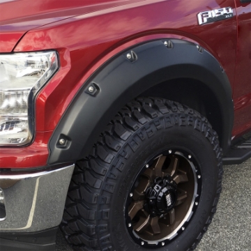 Picture of Bushwacker 18-18 Ford F-150 Pocket Style Flares 2pc - Black