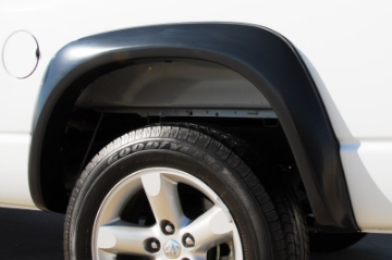 Picture of Lund 02-08 Dodge Ram 1500 Ex-Extrawide Style Smooth Elite Series Fender Flares - Black 2 Pc