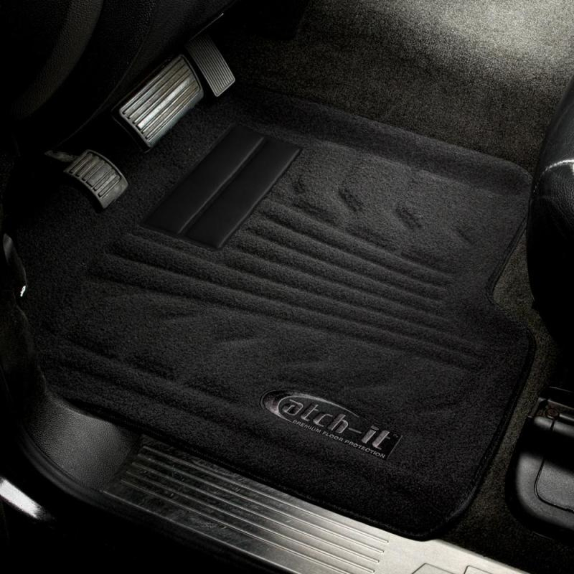 Picture of Lund 05-08 Nissan Frontier Catch-It Carpet Front Floor Liner - Black 2 Pc