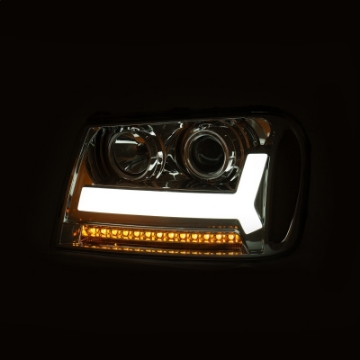 Picture of ANZO 2006-2009 Chevrolet Trailblazer Projector Headlights w- Plank Style Design Chrome w- Amber