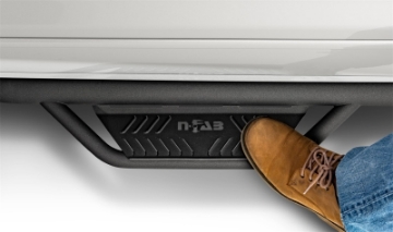 Picture of N-Fab Podium LG 09-14 Dodge Ram 1500 Quad Cab SRW - Tex- Black - Cab Length - 3in