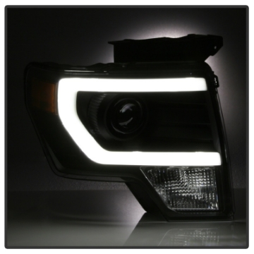 Picture of xTune Ford F150 Projector Headlights - Light Bar DRL - Black PRO-JH-FF15009-LBDRL-BK