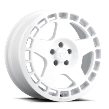 Picture of fifteen52 Turbomac 17x7-5 5x112 40mm ET 66-56mm Center Bore Rally White Wheel