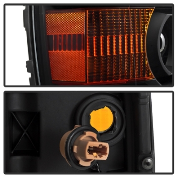 Picture of xTune 14-15 GMC Sierra 1500 OEM Style Halogen Headlights - Black HD-JH-GS14-AM-BK
