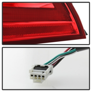 Picture of xTune 16-18 Nissan Altima 4DR Driver Side Tail Light - OEM Outer Left ALT-JH-NA16-4D-OE-OL