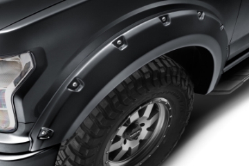 Picture of Bushwacker 18-19 Ford F-150 Pocket Style Flares 4 pc - Shadow Black