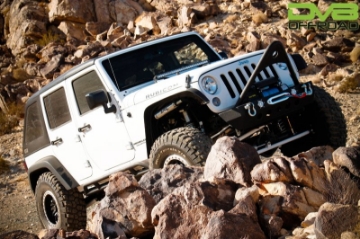 Picture of DV8 Offroad 07-18 Jeep Wrangler JK 2 Piece Fast Back Hard Top 4 Door - Black DS Only
