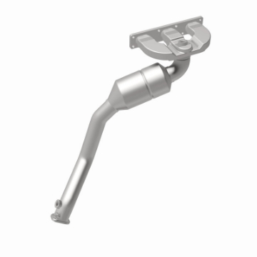 Picture of MagnaFlow Conv DF BMW 5 01-03 front OEM