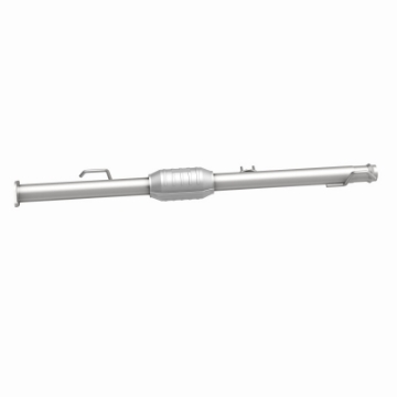 Picture of MagnaFlow Conv DF 00-04 Tundra 3-4L rear OEM