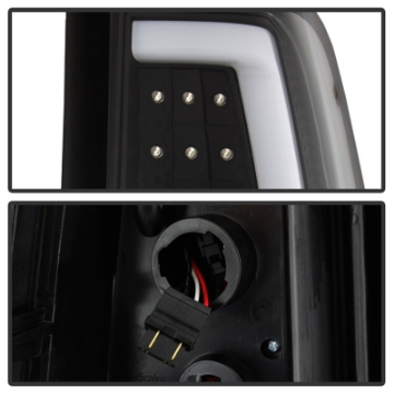 Picture of xTune Chevy Silverado 1500-2500-3500 99-02 - Version 3 Tail Lights Black ALT-ON-CS99V3-LBLED-BK