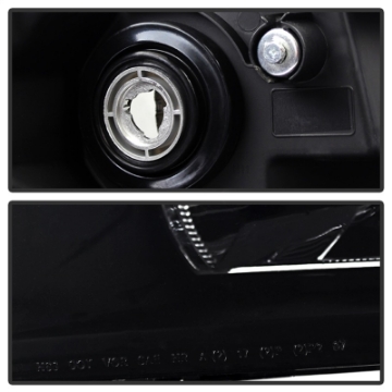 Picture of xTune Chevy Silverado 07-13 Crystal Headlights Black Smoked HD-JH-CS07-AM-BSM