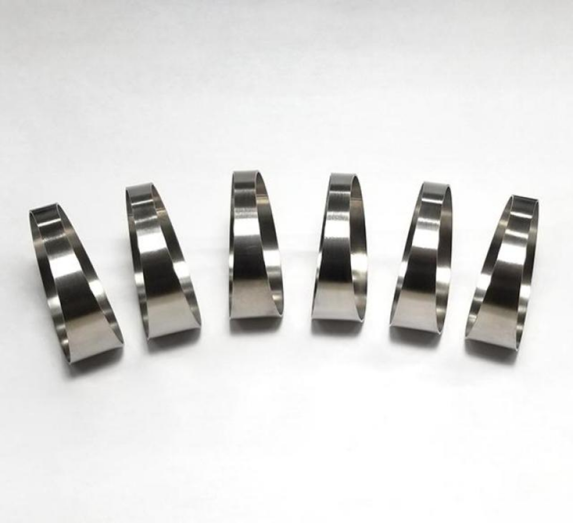 Picture of Ticon Industries 1-5in 7-5 Degree 2-25in CLR Loose Radius 1mm Wall Titanium Pie Cuts - 6pk