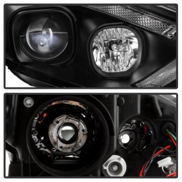 Picture of Spyder 15-18 Ford Focus Projector Headlights - Seq Turn Light Bar - Black PRO-YD-FF15-LBSEQ-BK