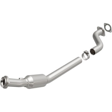 Picture of MagnaFlow Conv Direct Fit 2005-2006 Pontiac GTO 6-0L Underbody