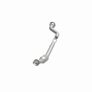 Picture of MagnaFlow Conv Direct Fit 2005-2006 Pontiac GTO 6-0L Underbody