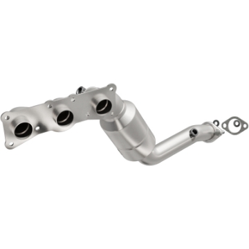 Picture of MagnaFlow Conv DF 2008-2010 BMW 528i-528i xDrive 3-0L Underbody